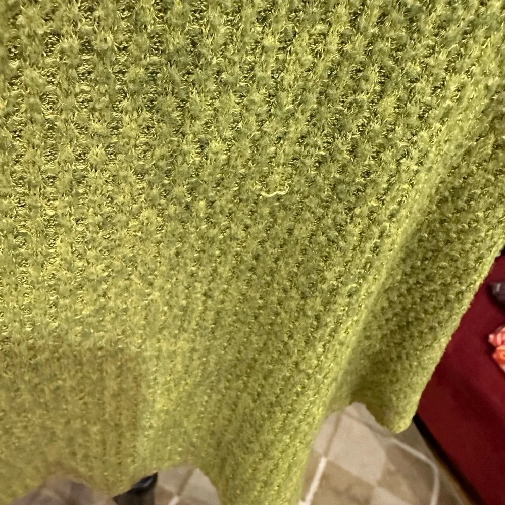 American Eagle sweater - Picture 4 of 5